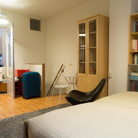 B&B Chez Cho Утрехт Екстер'єр фото